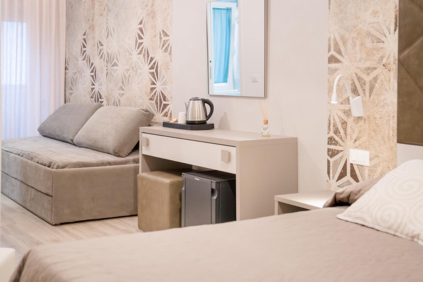 קאורלה Hotel All'Orologio 3 Stelle Superior מראה חיצוני תמונה